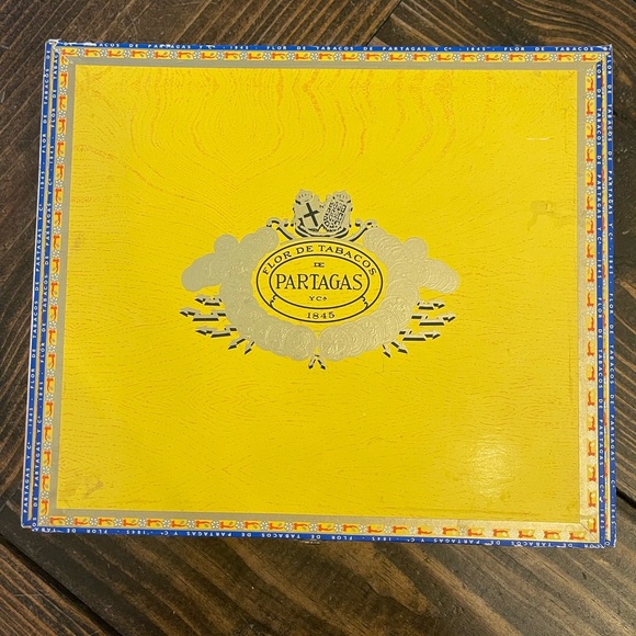 Vibrant Yellow and Blue Cigar Box with Decorative Emblem - Picture 1 of 9